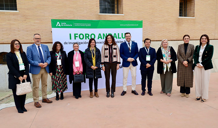 La consejera de Inclusión Social, Loles López, en la inauguración del I Foro Andaluz de Investigación e Innovación en Servicios Sociales, en La Rábida (Huelva).